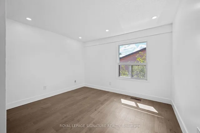 Additional image 27 of 275 Broadview Ave Unit 92