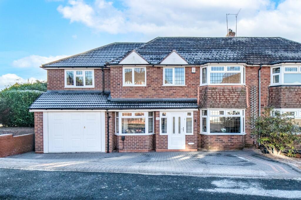 Primary image of Brackenfield Road, Halesowen, West Midlands, B63