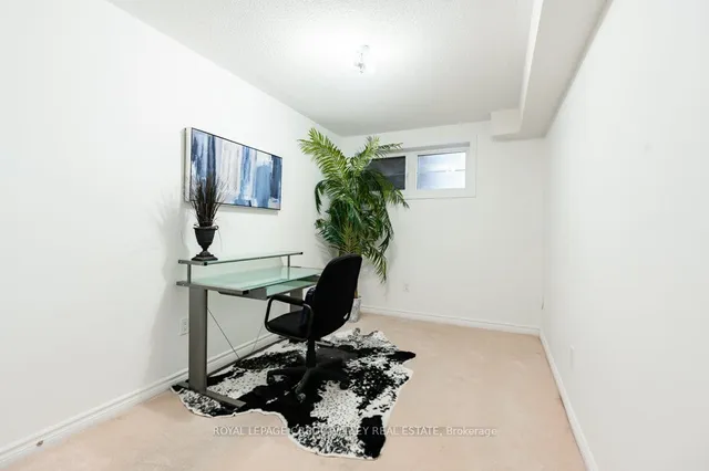 Additional image 12 of 200 Veterans Dr Unit 6