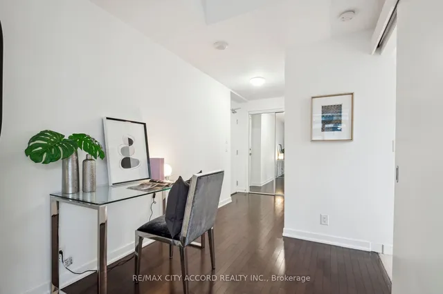 Additional image 8 of 14 York St Unit 3511