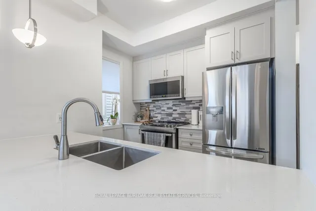 Additional image 12 of 30 Times Sq Unit 274