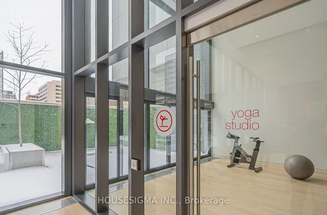 Additional image 28 of 185 Roehampton Ave Unit 3406