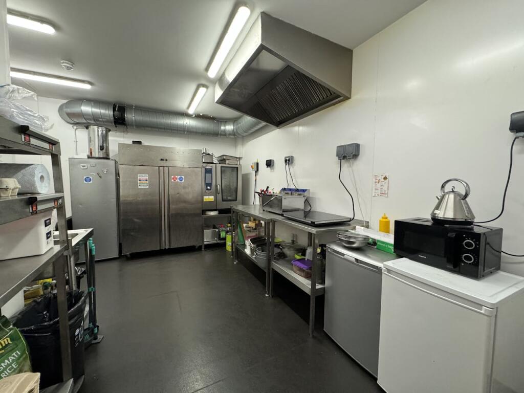 Additional image 14 of Ground Floor of Metro Building, 150 High Street, West Bromwich, B70 6JJ