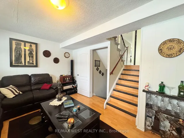 Additional image 26 of 425 Hansen Rd