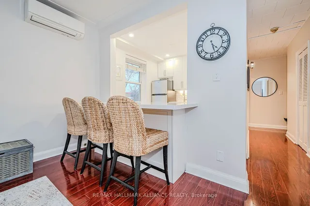 Additional image 6 of 802 KING St Unit 3