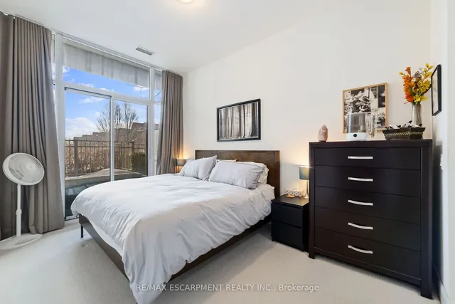 Additional image 16 of 2480 Prince Michael Dr Unit 102