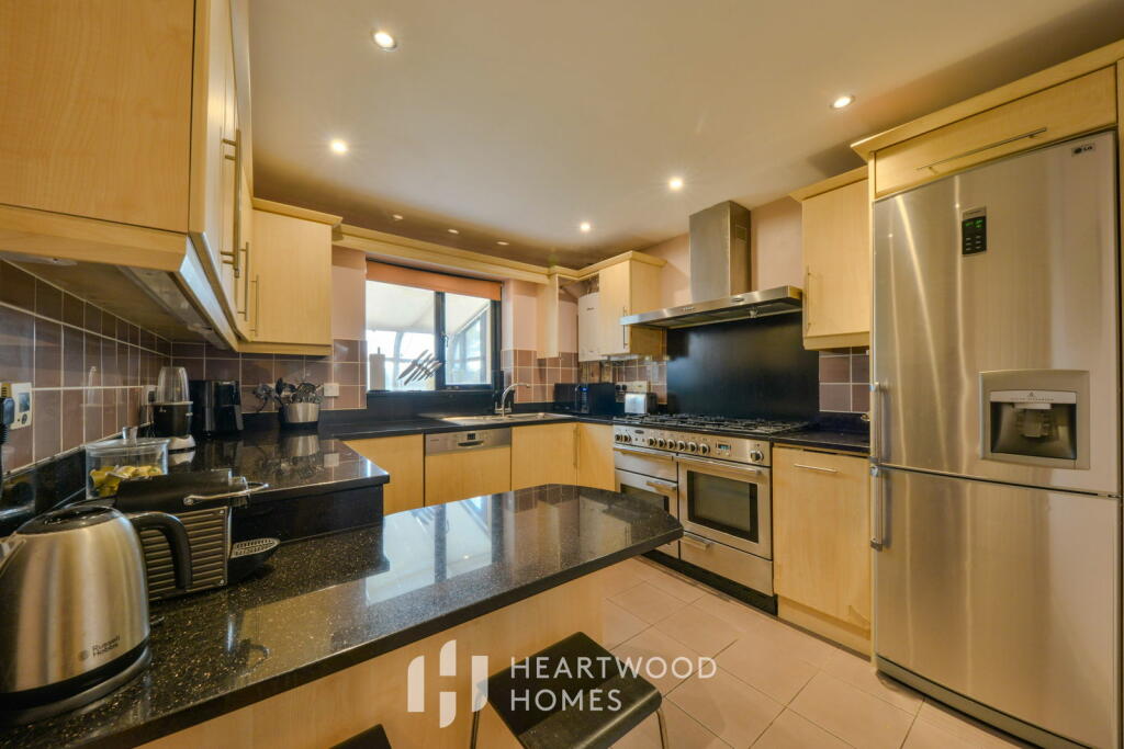 Additional image 2 of Old Orchard, Park Street, St. Albans, AL2 2QB