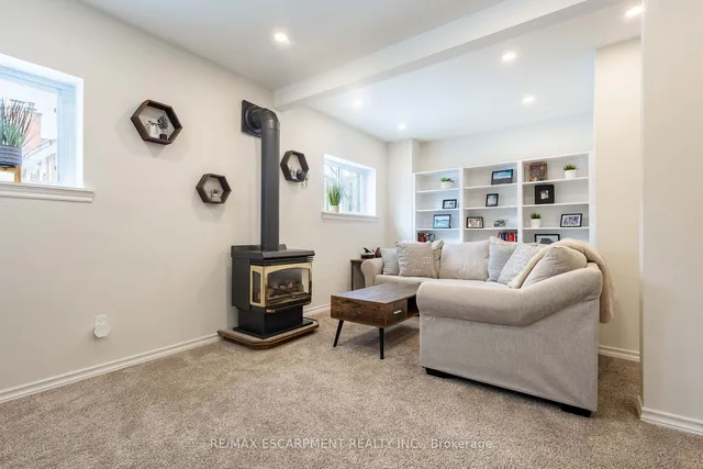 Additional image 21 of 72 Athenia Dr