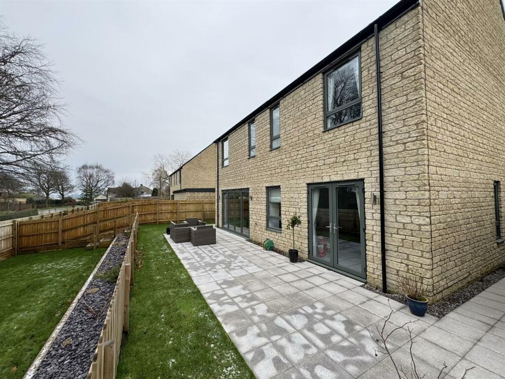 Additional image 30 of Dazzler Drive, Midsomer Norton