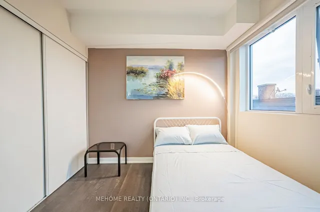 Additional image 10 of 501 St. Clair Ave Unit 315