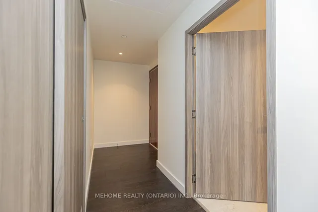 Additional image 11 of 85 Mcmahon Dr Unit 912