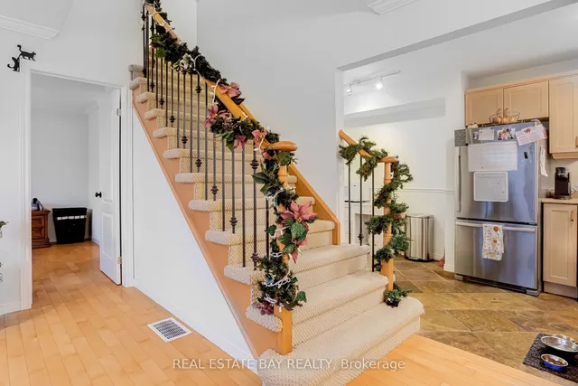 Additional image 24 of 1085 Harrogate Dr Unit 7