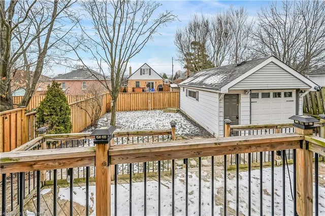 Additional image 50 of 367 East 28th St