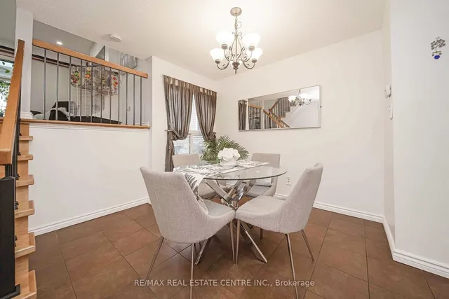 Additional image 19 of 78 Simmons Blvd