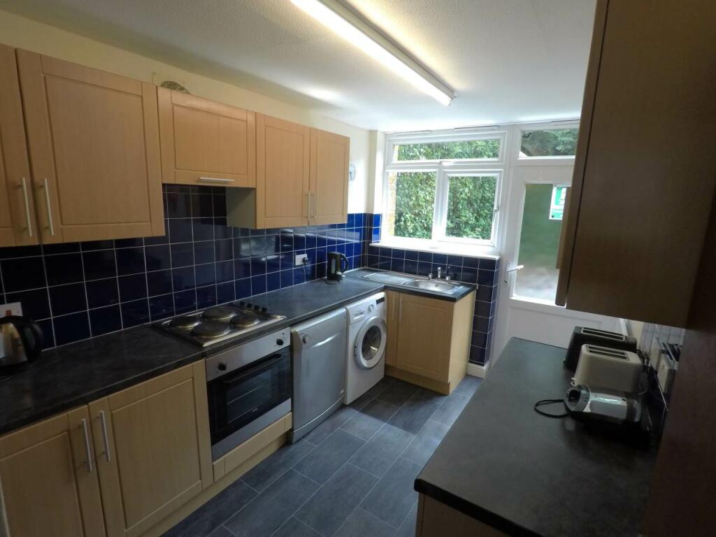 Additional image 8 of Wood Vale, Hatfield, Hertfordshire