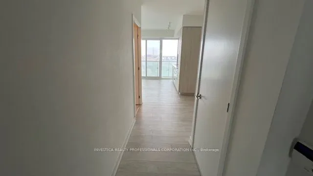 Additional image 11 of 15 Queens Quay Unit 2009