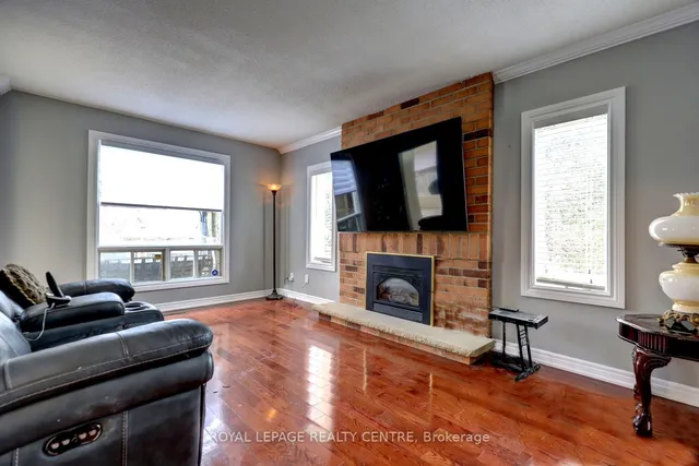 Additional image 16 of 3200 Hazelwood Ave