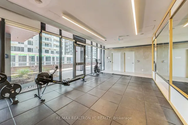 Additional image 27 of 19 Western Battery Rd Unit 1816