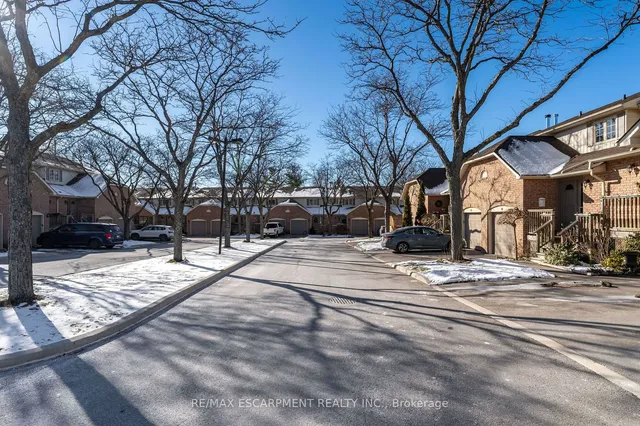 Additional image 2 of 79 Braeheid Ave Unit 16