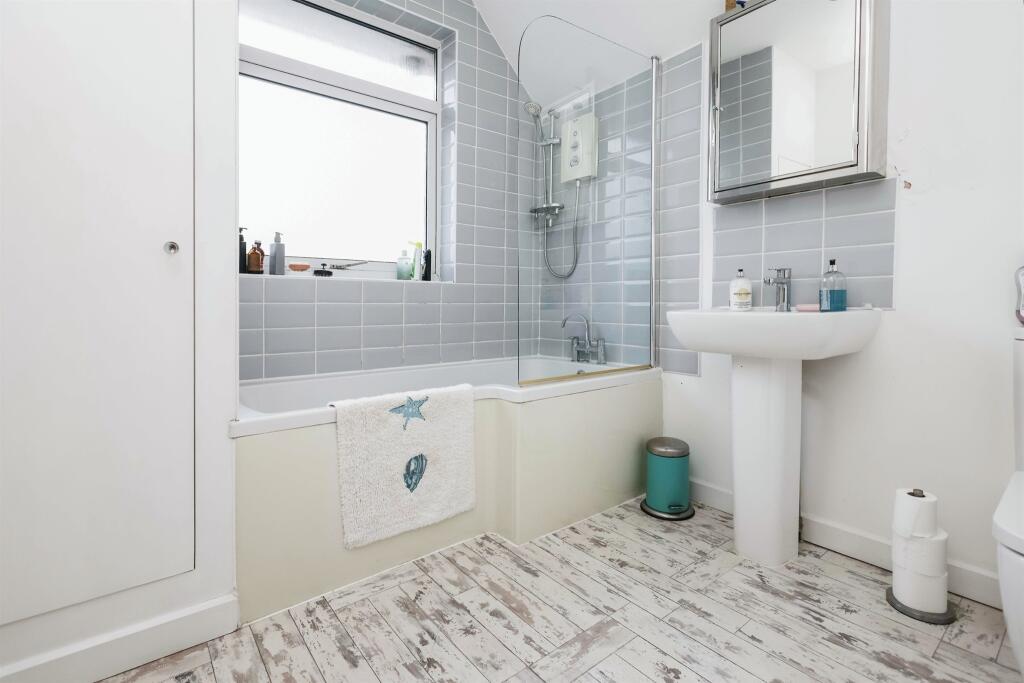 Additional image 13 of Hollyhurst Grove, Birmingham