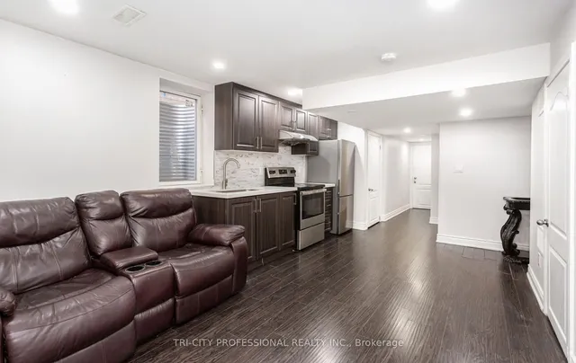 Additional image 33 of 8 Wicklow Rd