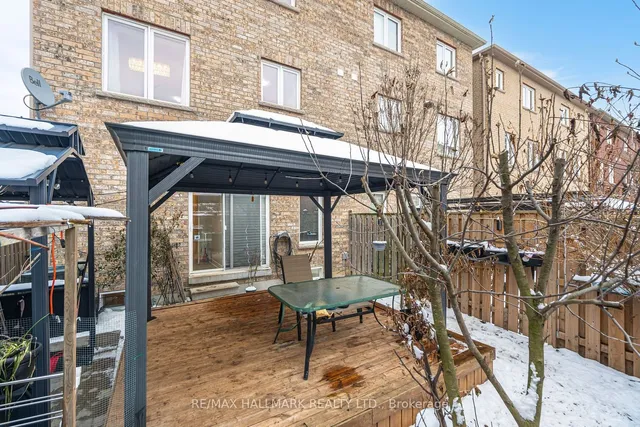 Additional image 40 of 39 Pin Lane