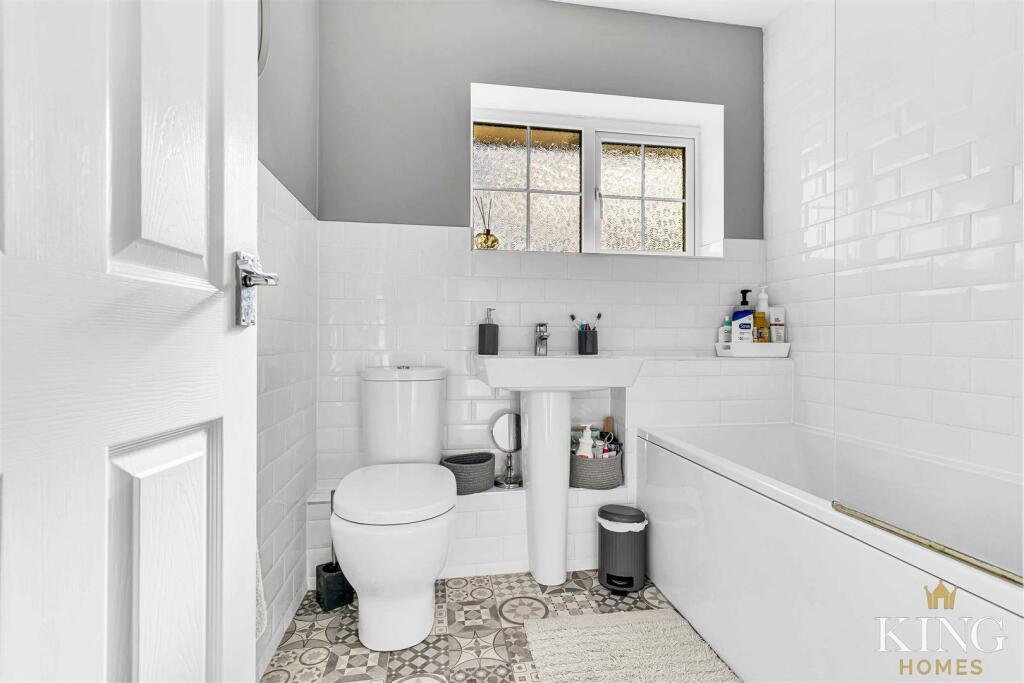 Additional image 15 of Stoneleigh Close, Redditch