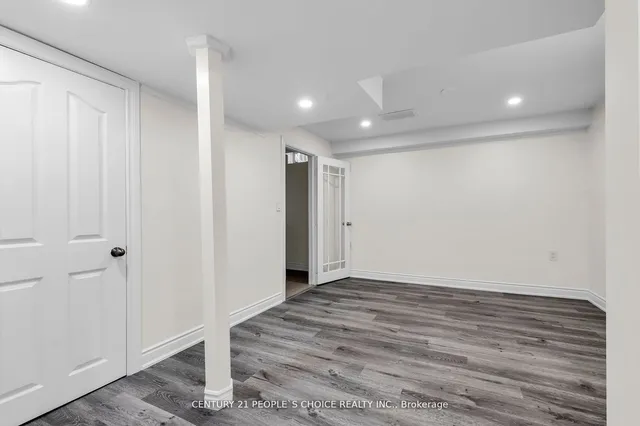 Additional image 32 of 46 Studebaker Tr