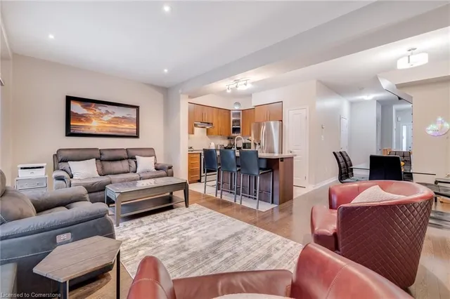 Additional image 9 of 162 Westbank Trail