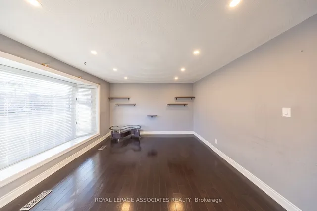 Additional image 9 of 3988 Ellesmere Rd