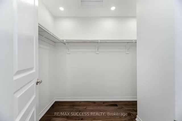 Additional image 30 of 3067 Max Khan Blvd