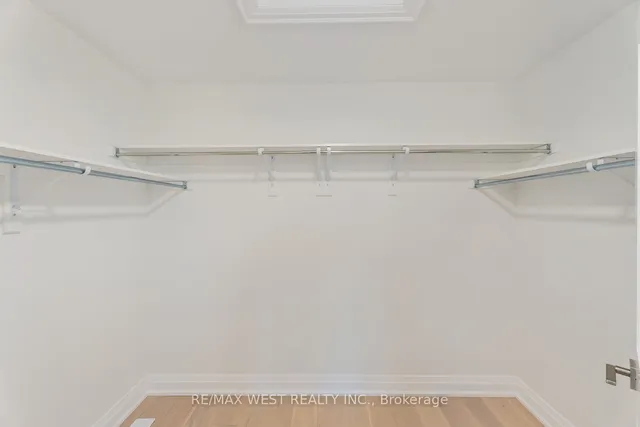 Additional image 22 of 1049 Greenwood Ave