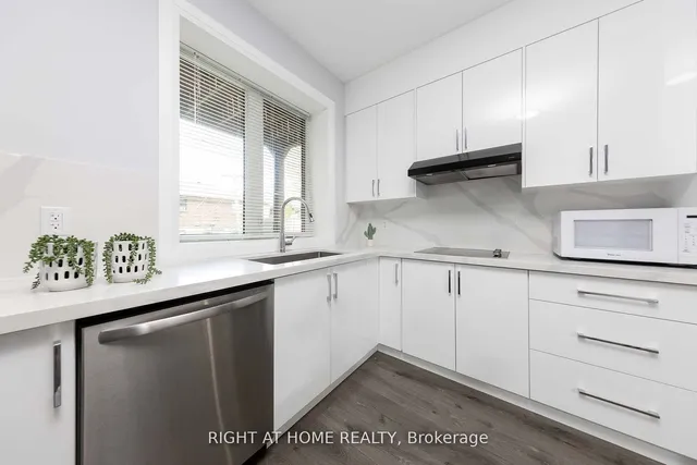 Additional image 34 of 574A Pharmacy Ave