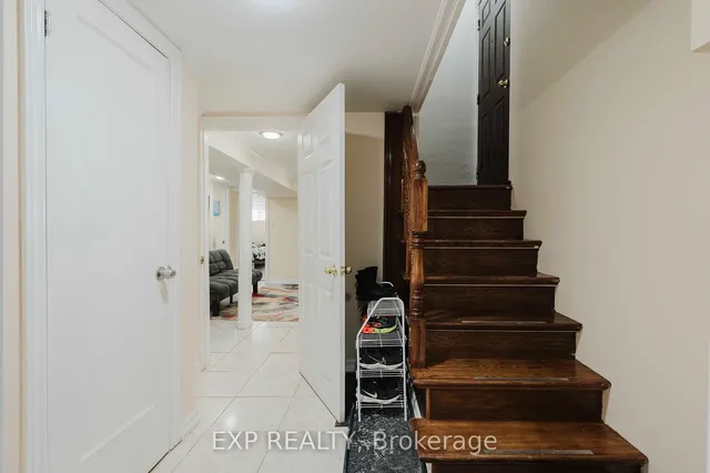 Additional image 21 of 17 Camrose Cres