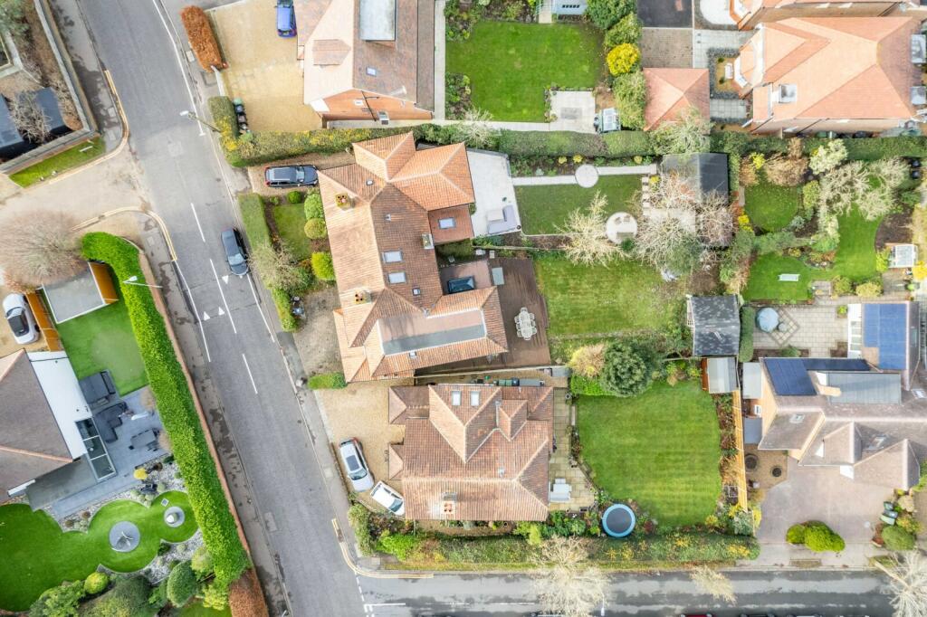 Additional image 23 of Ox Lane, Harpenden, Hertfordshire, AL5