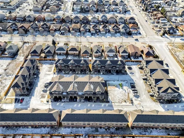 Additional image 22 of 19 Picardy Dr Unit 31