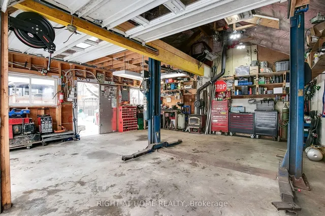 Additional image 36 of 114 Thirtieth St