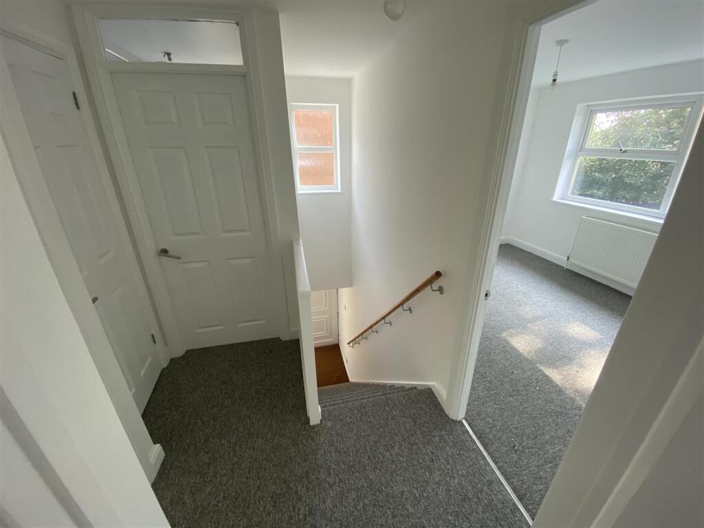 Additional image 8 of Poplars Close, Hatfield