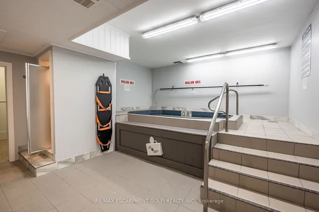 Additional image 34 of 500 Green Rd Unit 1415