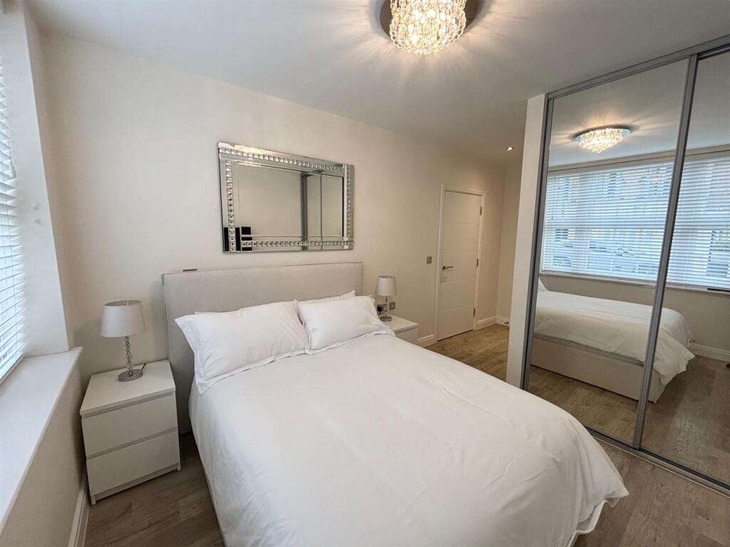 Additional image 6 of Sissinghurst Court, Main Street, Dickens Heath, Shirley