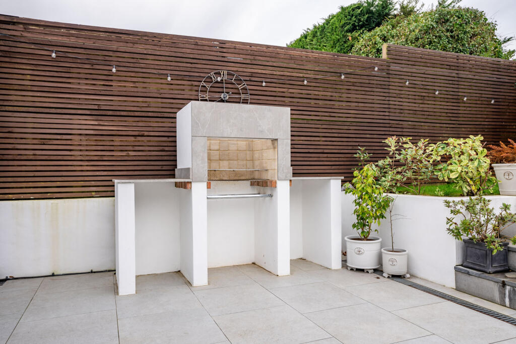 Additional image 21 of Park Lane, Colney Heath, St. Albans, Hertfordshire, AL4