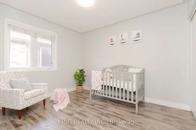 Additional image 25 of 54 COACHLIGHT Cres