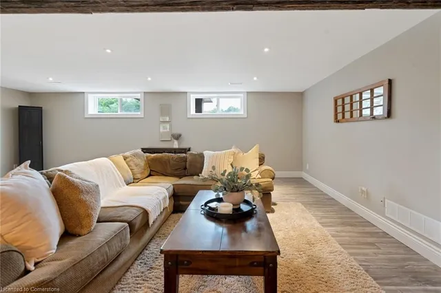 Additional image 25 of 1371 10th Concession Road West