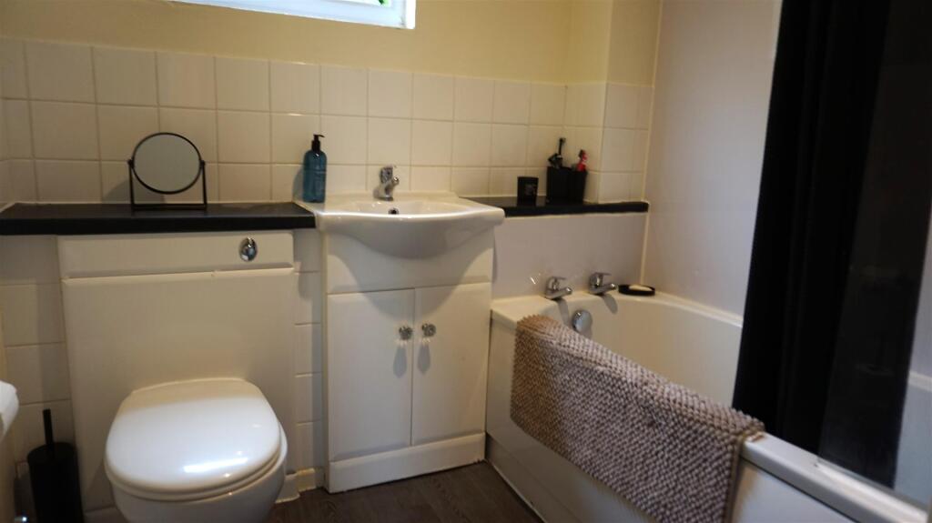 Additional image 6 of Sandhurst Close, Church Hill South