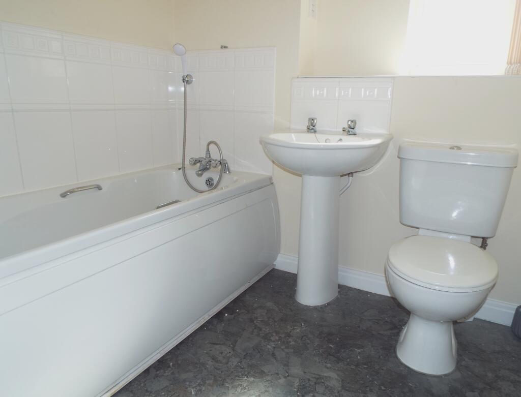 Additional image 6 of Hedgerow Close, Greenlands, Redditch