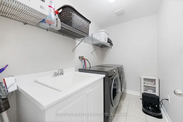 Additional image 17 of 35 Fresnel Rd