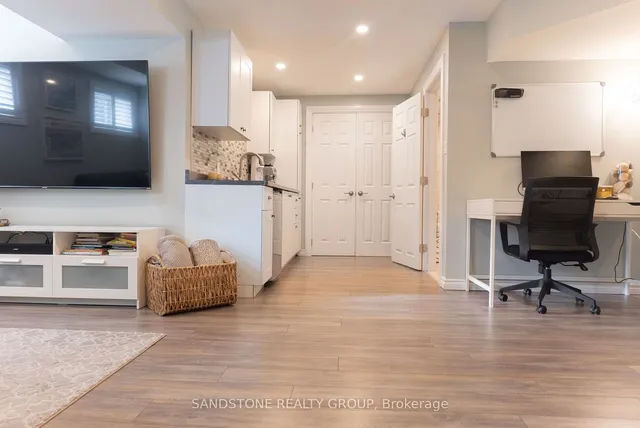 Additional image 32 of 183 Pumpkin Pass