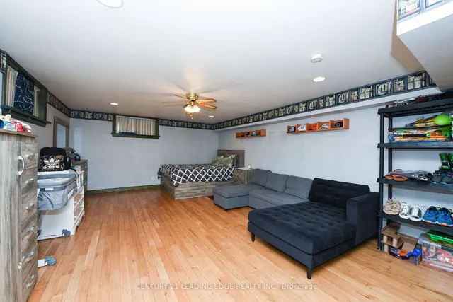 Additional image 30 of 34 Paragon Rd