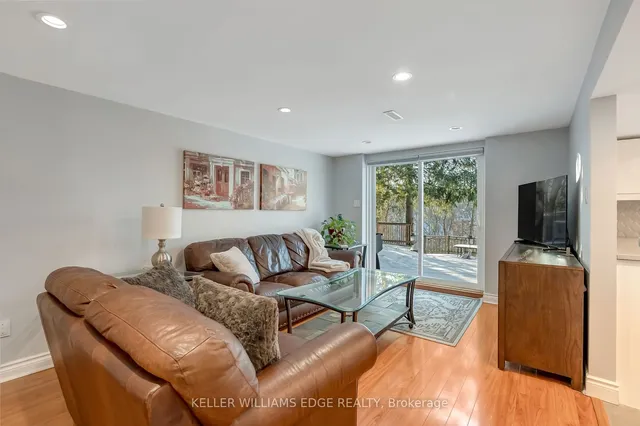 Additional image 29 of 15 Laurendale Ave