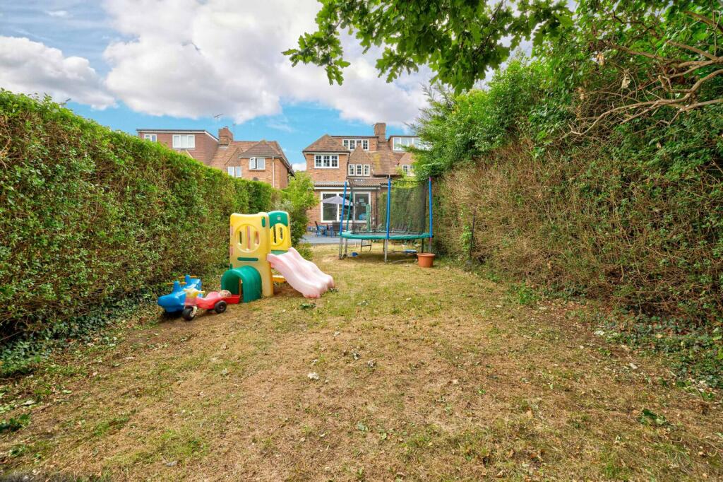 Additional image 16 of Barnfield Road, Harpenden, Hertfordshire, AL5